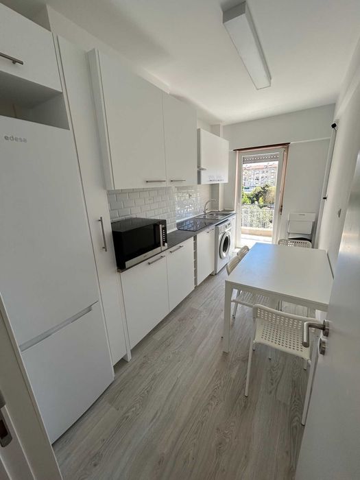 Aluguer de quarto de casal em Sacavém - alugar em Sacavém