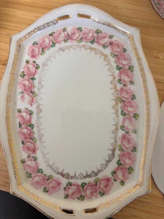 Serwis porcelanowy MZ Altrohlau Czechoslovakia – róże i złocenia