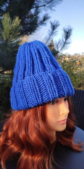 Czapki wełna 100% kilka kolorów