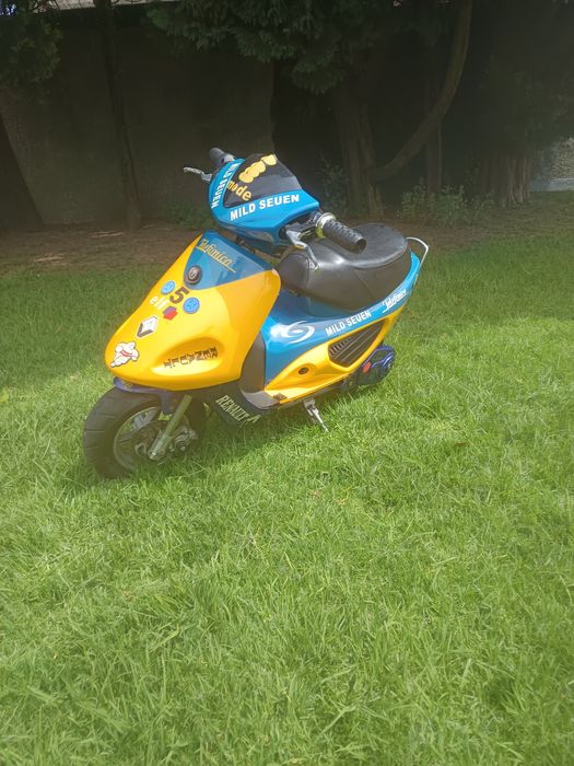 Mini mota para criança