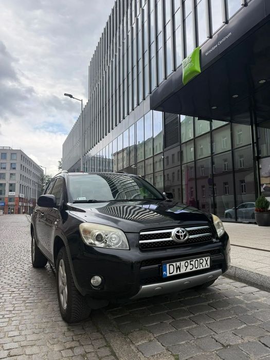 Toyota RAV-4