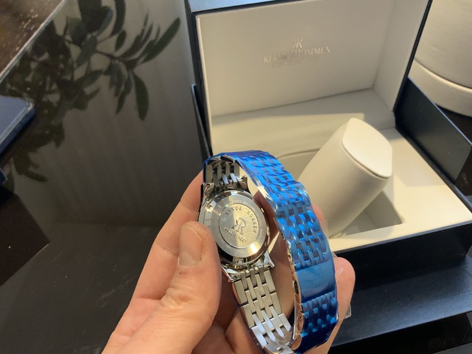 Часы Revue Thommen 2000.2.2132