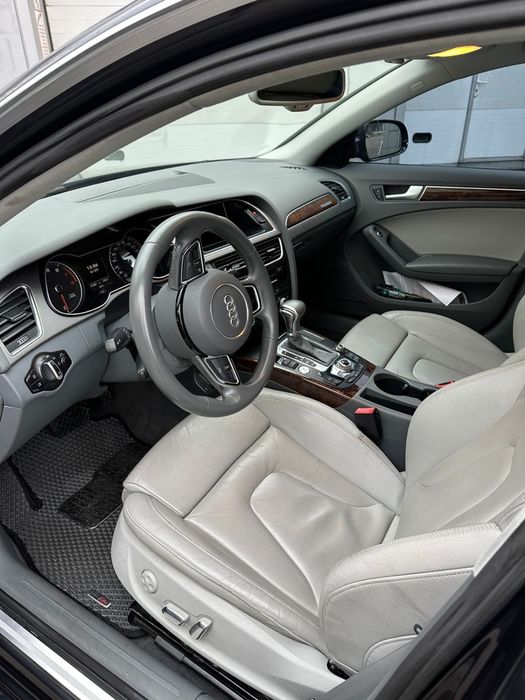 Продам Audi A4 b8 2014