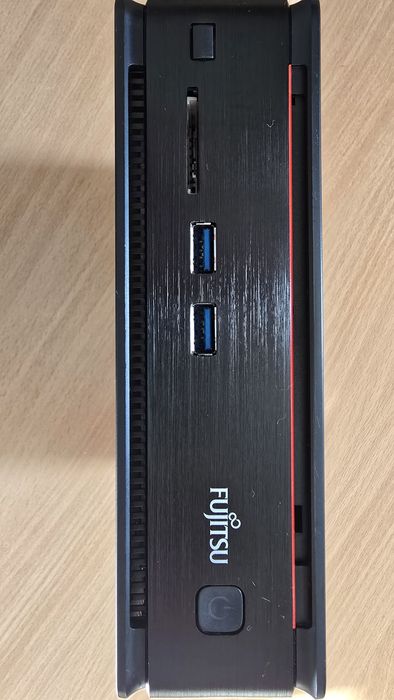 Mini PC Fujitsu Esprimo Q920
