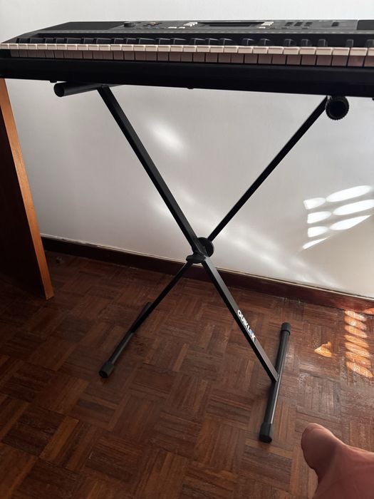 Teclado piano Yamaha PSR E343