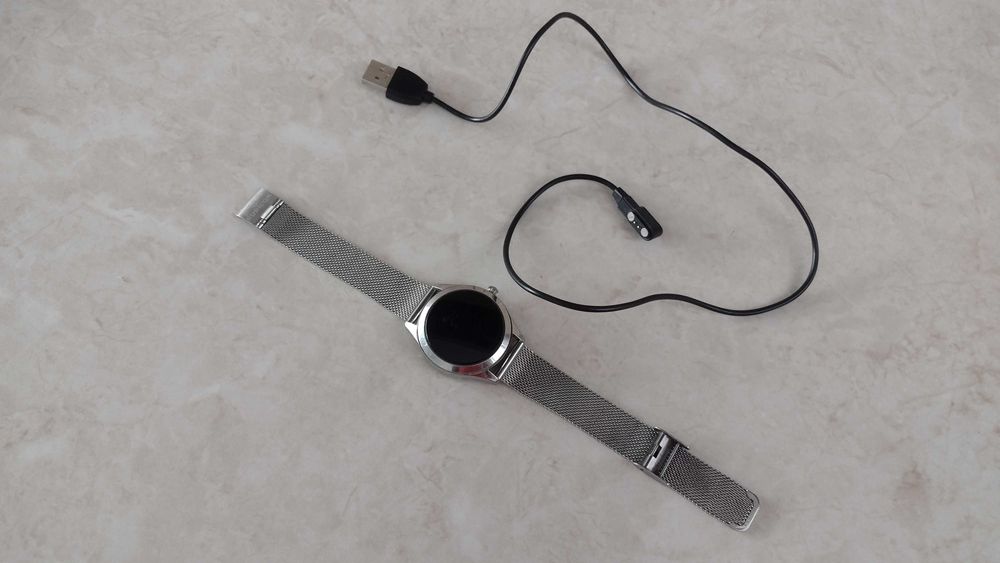 Smartwatch Rubicon RNBE37 srebrny