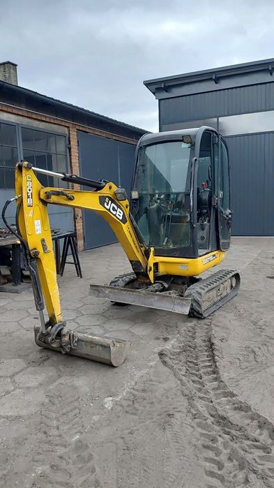 Usługi i wynajem mini koparki jcb