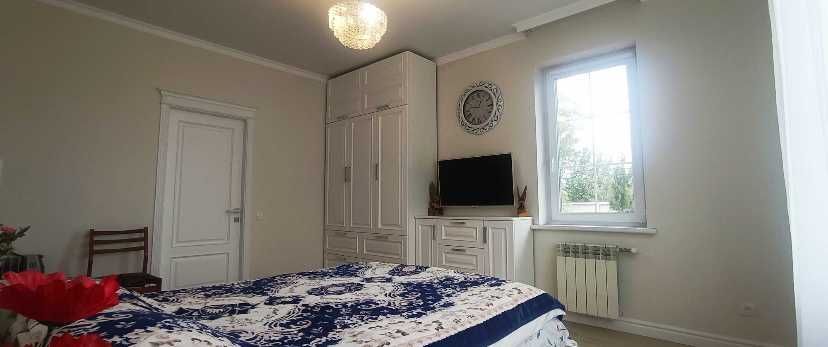 Продам будинок ,14 км від Харкова з ремонтом (код 5217)