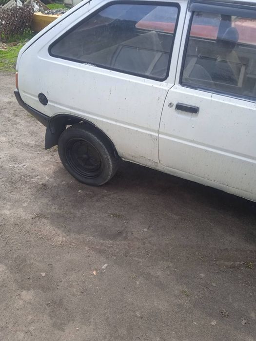 Продам Таврію з двигуном Ваз