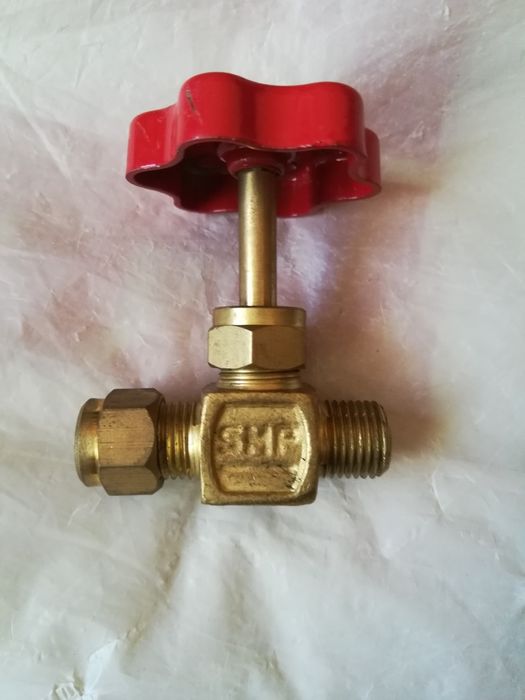 Вентиль латунный. Новый.