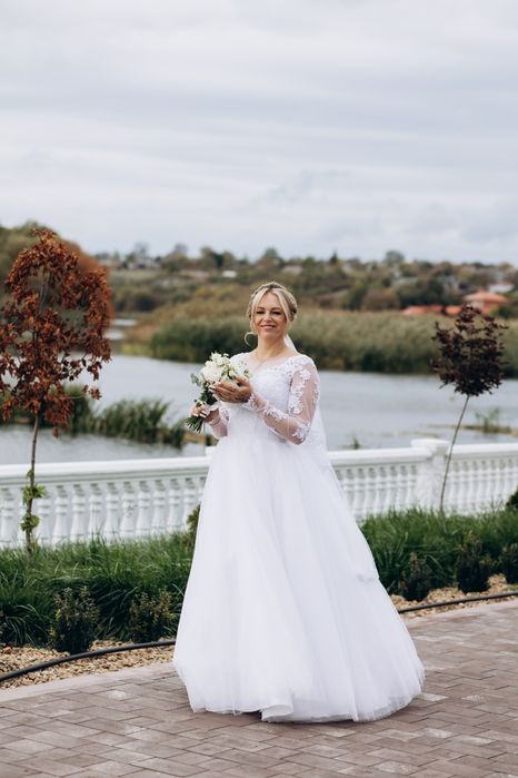 Продам свою весільню сукню