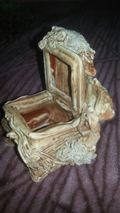 Аксесуар для акваріума.