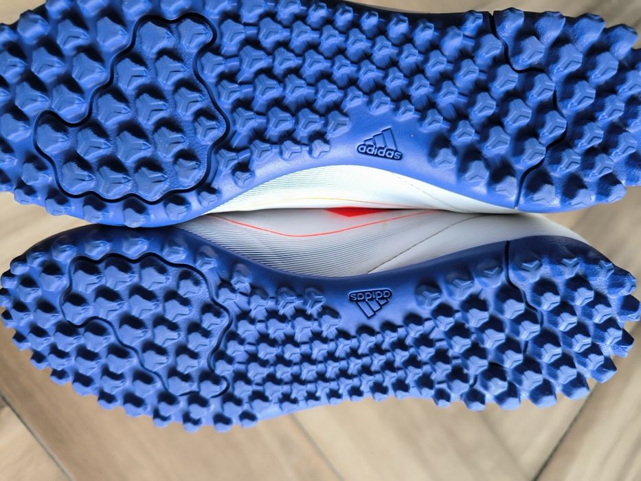 Turfy Adidas F50 r. 38