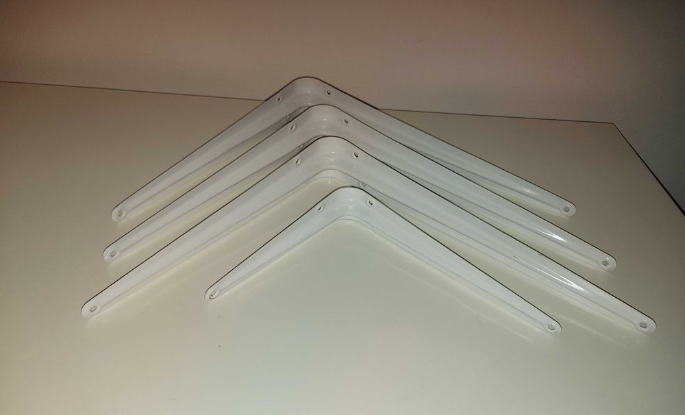 Esquadro de aço branco
