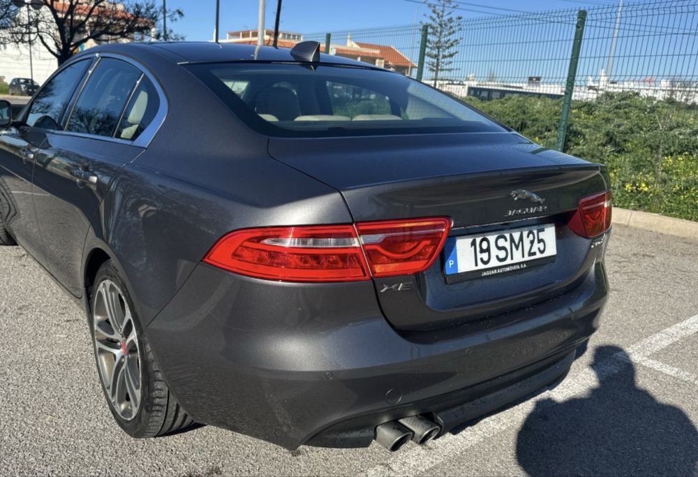JAGUAR XE R-Sport 2.0 180cv