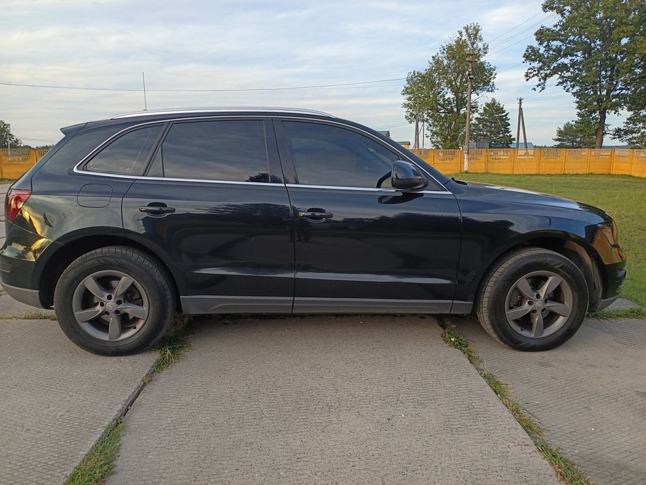 AUDI Q5 2011 VIN WAUZZZ8R0BA108052 фото оголошення 6 з 10