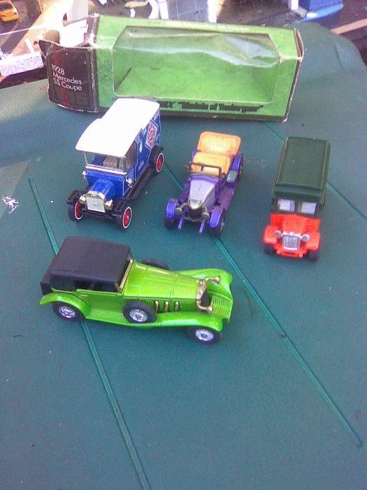 4 miniaturas matchbox anos 20 .