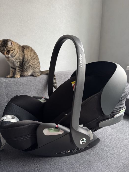 Автокрісло Cybex platinum cloud T+