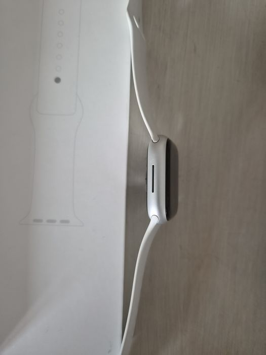 iPhone 12 Pro Max 512GB + Apple Watch Series 8 41mm