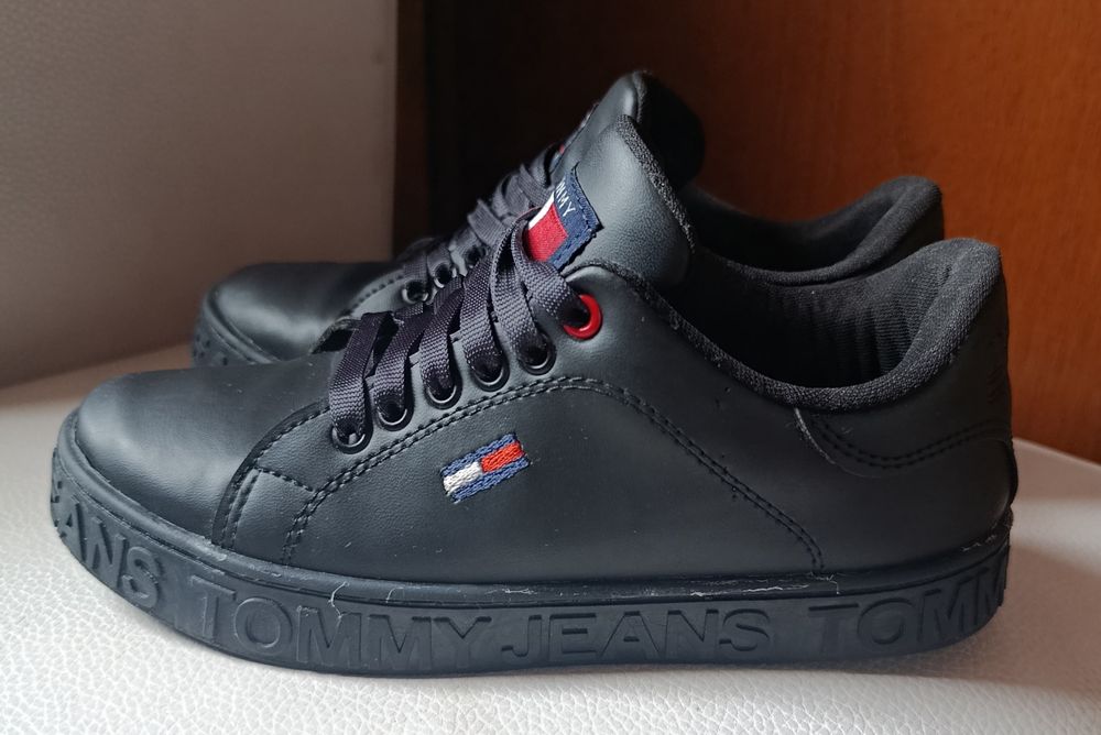 Tommy Hilfiger snickersy damskie 37