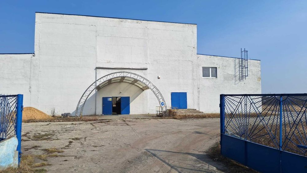 Hala produkcyjna / Magazyn