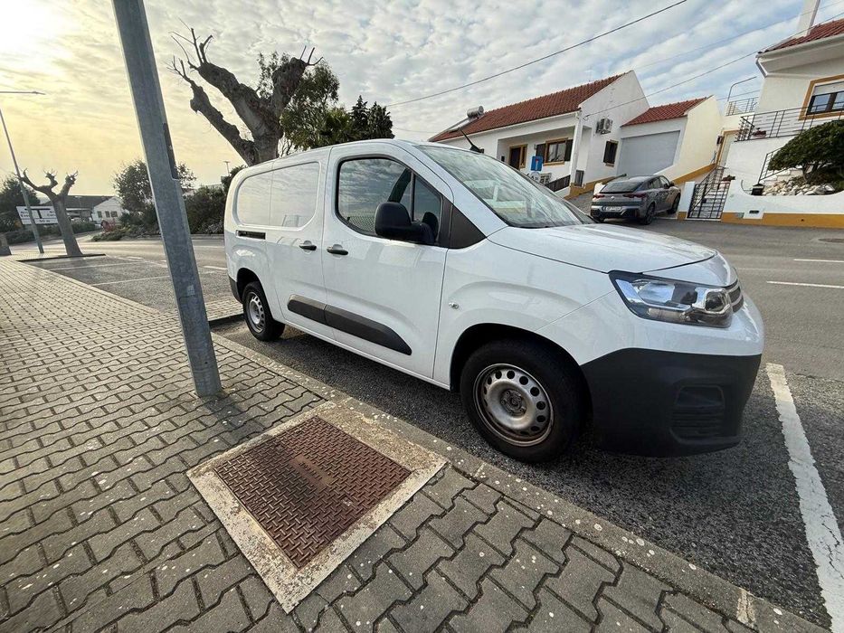 Citroën BERLINGO VAN 1.5 BlueHDi XL Club  (Versão Longa) -3 Lugares