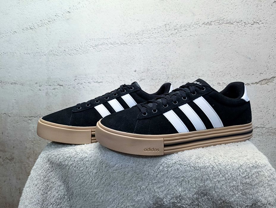 Męskie sneakersy ADIDAS DAILY 4.0 r.44 skóra zamszowa stan bardzo dobry