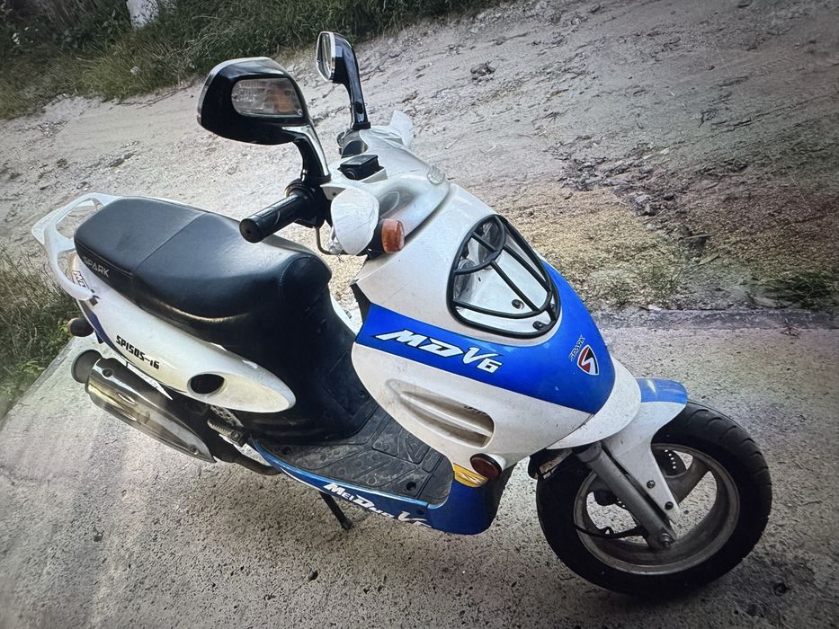 Продам скутер Spark 150cm3