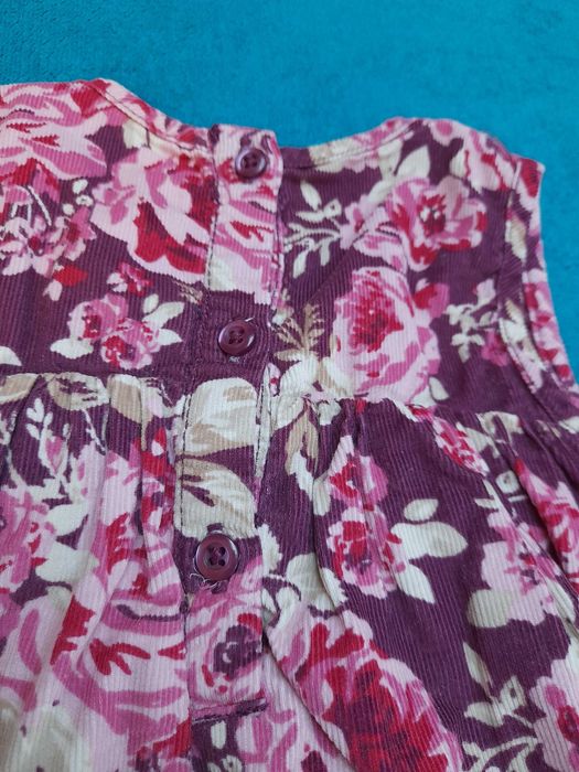 Sztruksowa sukienka w kwiaty George 74-80