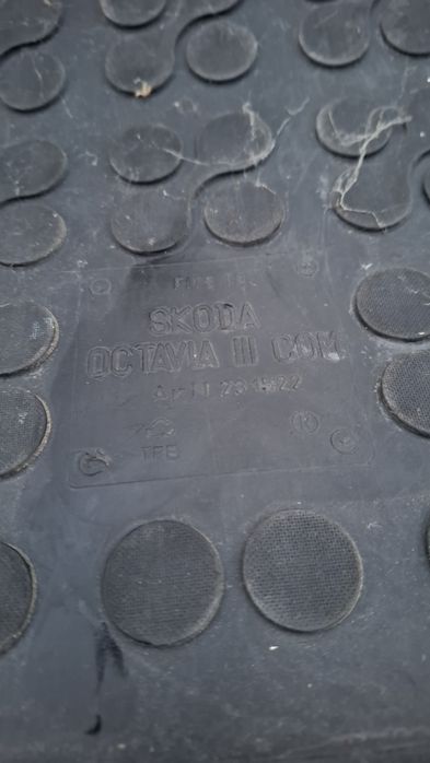Mata do auta Skoda Octavia III