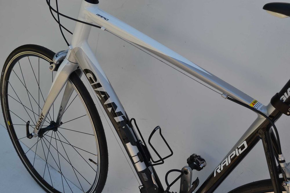 szosowy giant rapido 3x9 shimano 105 rama L super stan polecam