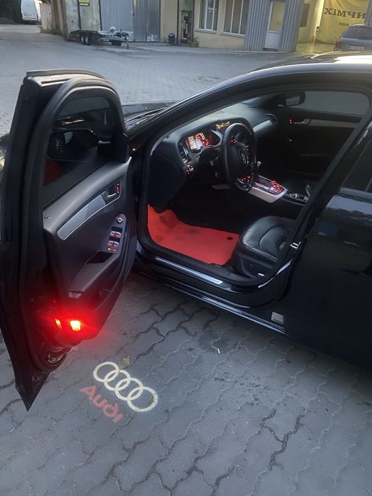 AUDI A4 B8 2013 РОКУ