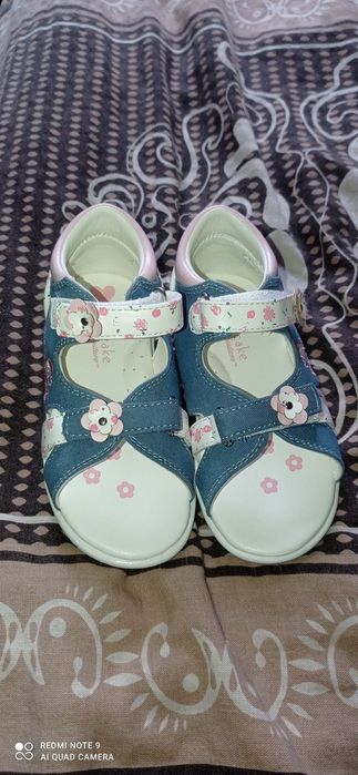 Sandałki dziewczęce 25 nowe