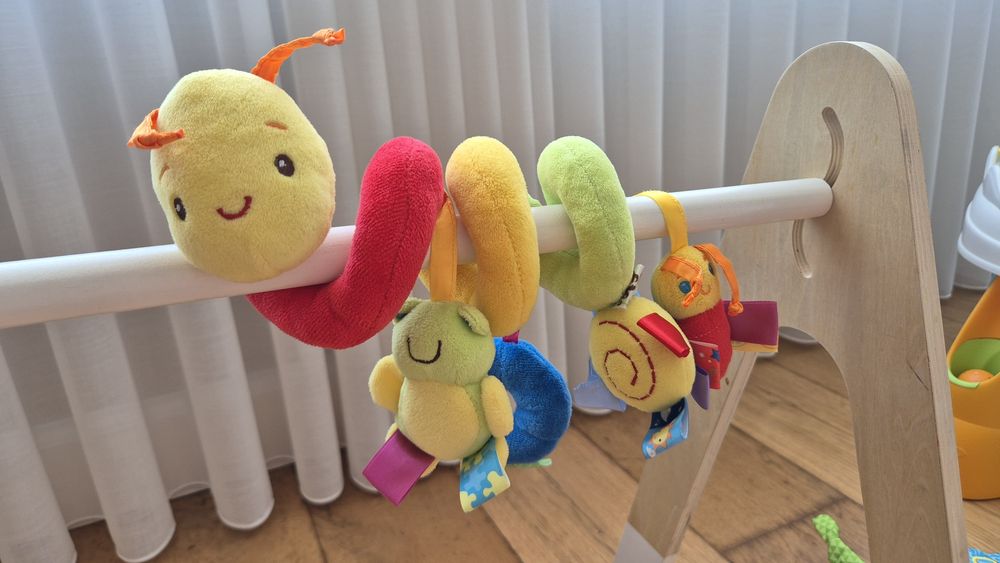 Conjunto de brinquedos estimulação bebé
