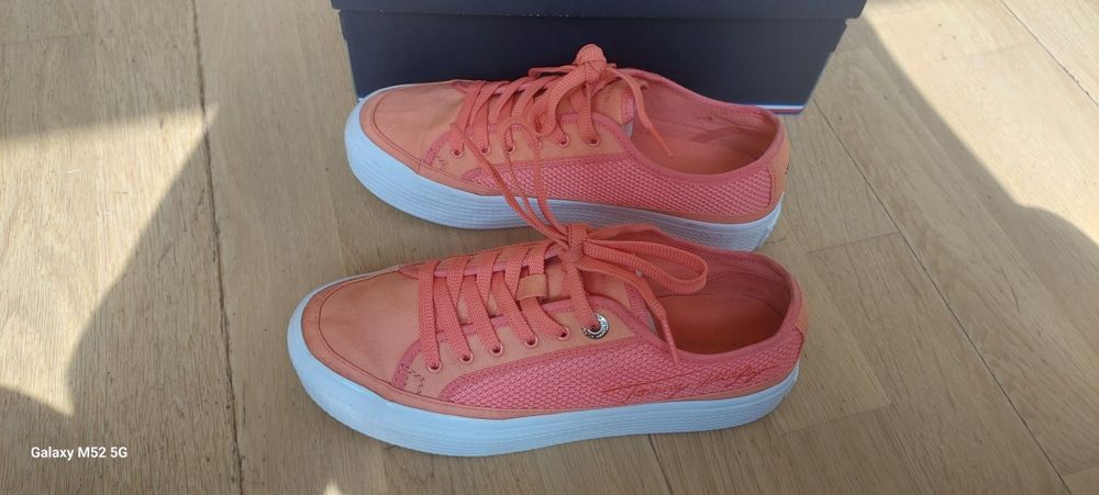 Snikery Tommy Hifinger 36 jak nowe