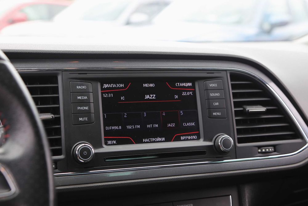 SEAT Leon 2015 Авто