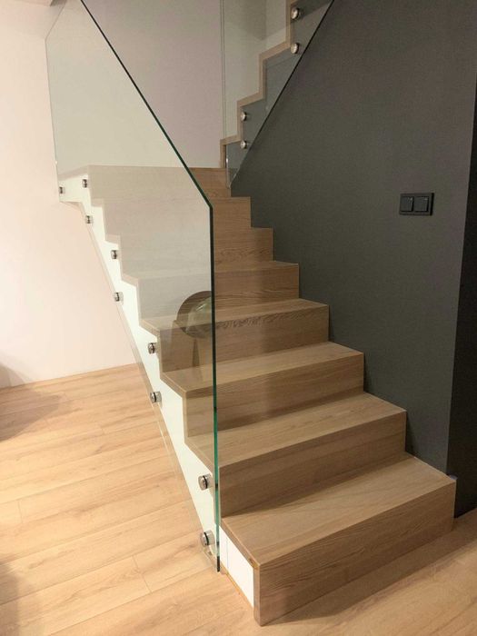 Stolarnia schodów drewnianych konkurencyjne ceny zapraszam