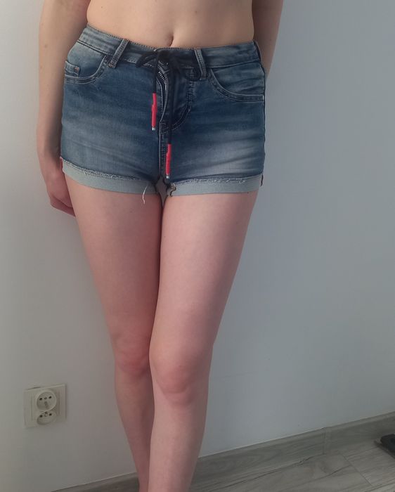 Szorty, spodenki jeansowe