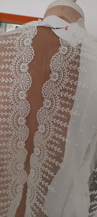 Vestidos de noiva  e mantilhas por medida