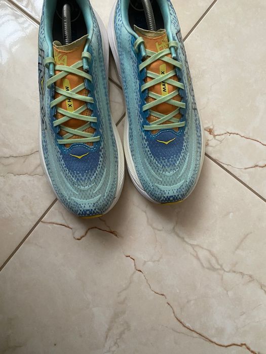 Hoka Mach X (оригінал)
