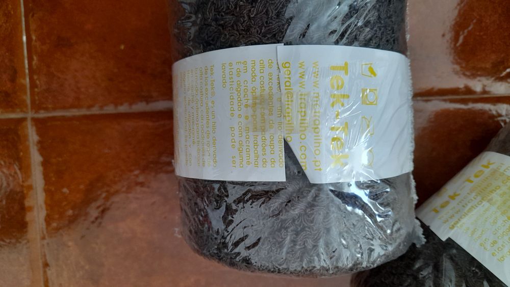 Fio Derivado De Exedentes De Roupa