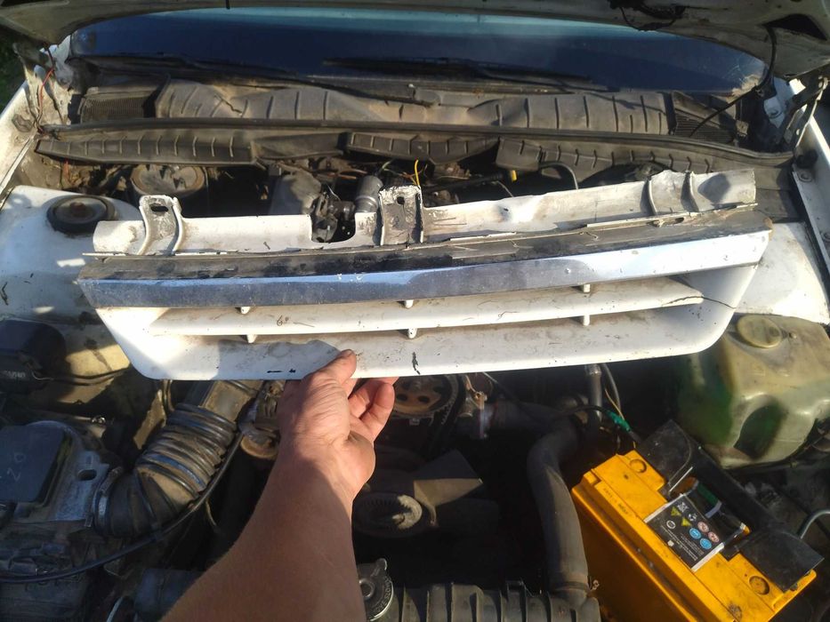 Решотка Радиатора Опель Омега А Хром Рестайлинг Opel Omega A: 750 грн ...