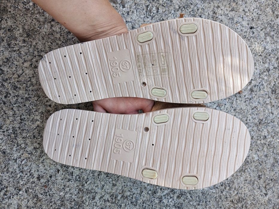 Klapki nowe 37 brązowe