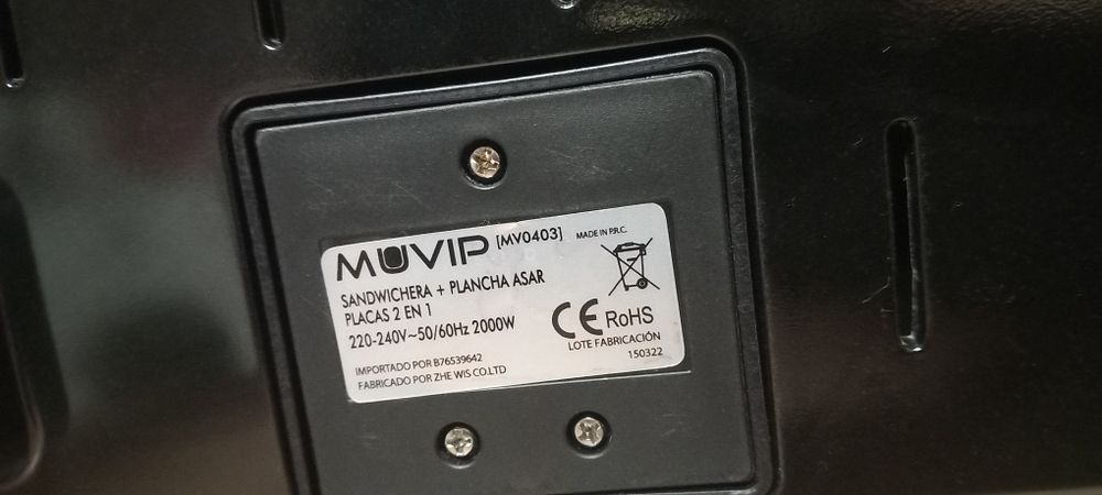 Sandwicheira com grelhador da marca muvip nova