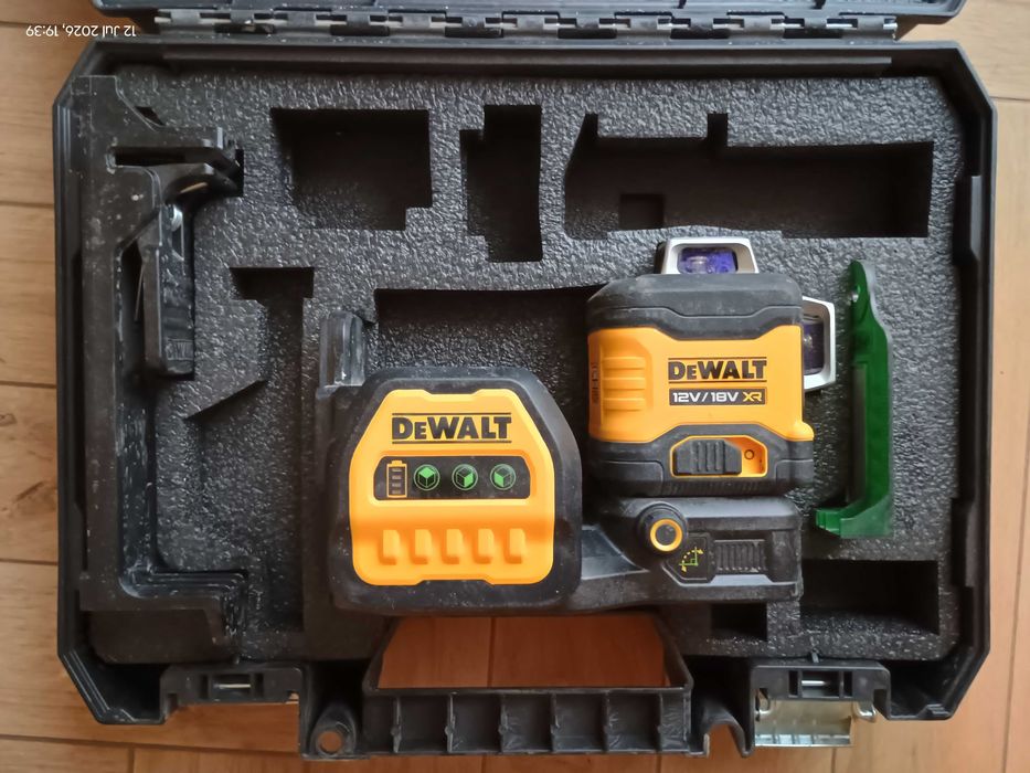 Laser krzyżowy DeWalt DCE089NG18 12/18V wieloliniowy 3x360 zielona wiązka jak nowy - GWARANCJA jeszcze ponad 500 dni
