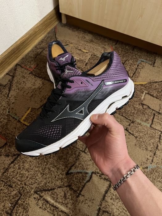 Кроссівки Mizuno Wave inspire 15
