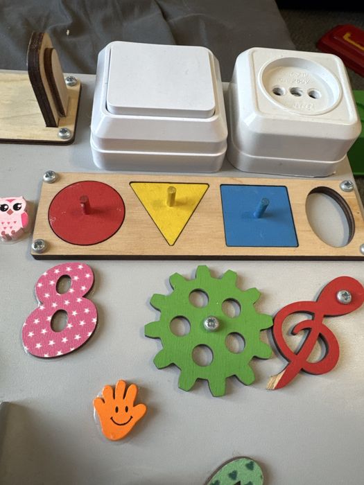 Бізіборд 50*40  стан нормальний