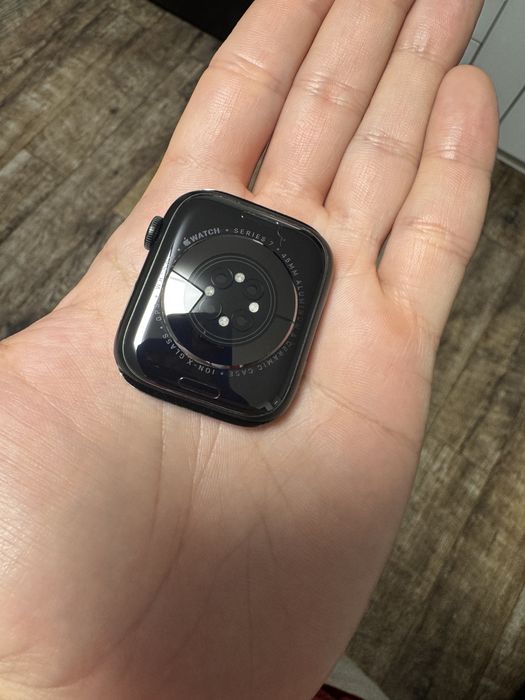 Apple Watch series 7 (45 мм)