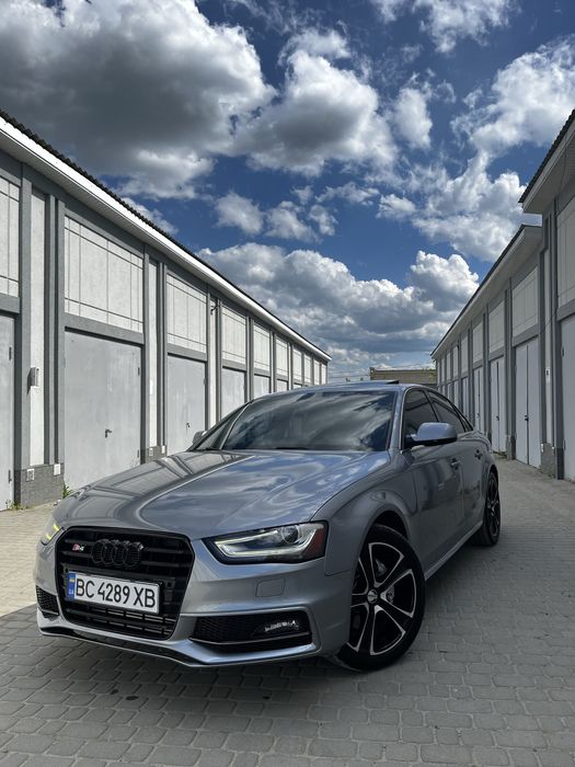 Ауді а4 б8 2015