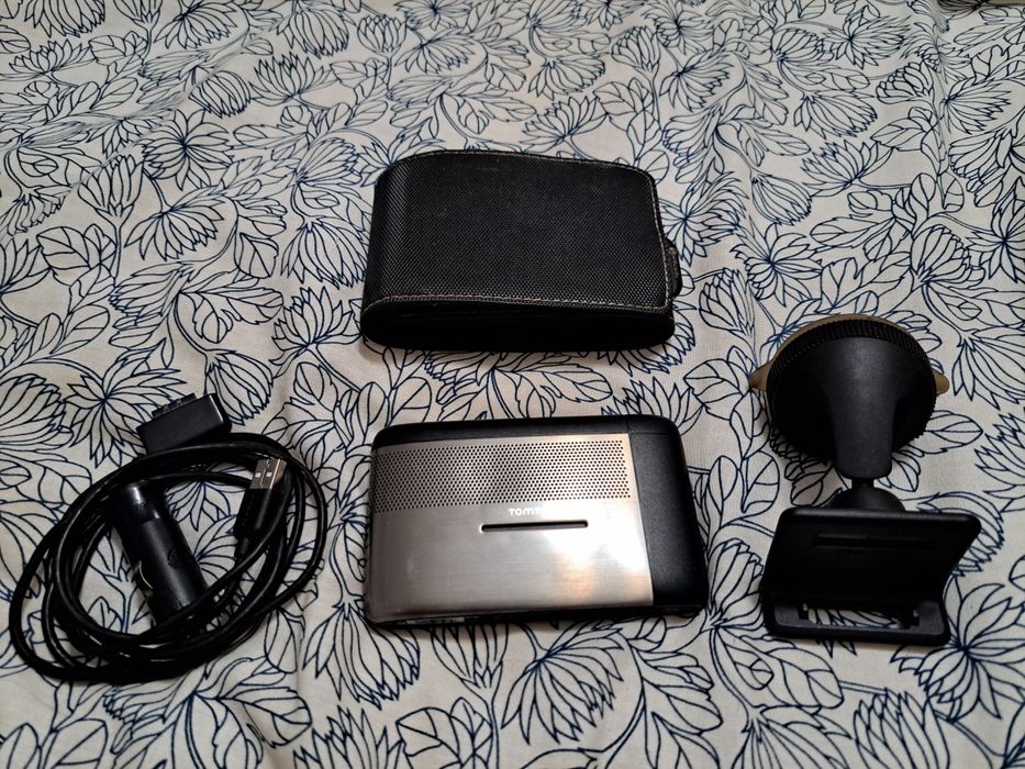 TomTom Go SatNav 4CS0164750582555650121